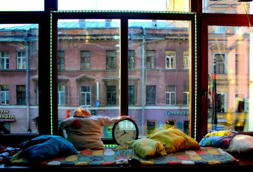 酒店 Red House Hostel