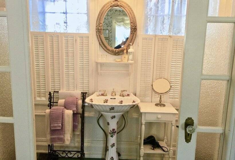 酒店 Shaw House Inn