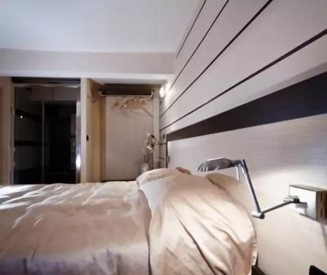 هتل Suite & Residence Absolute