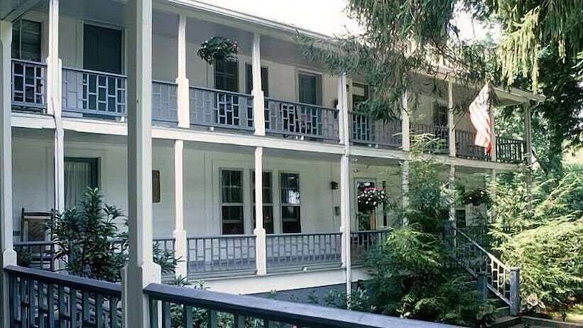 فندق The York House Inn