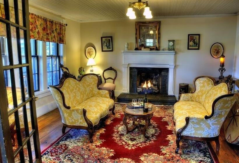 فندق The York House Inn