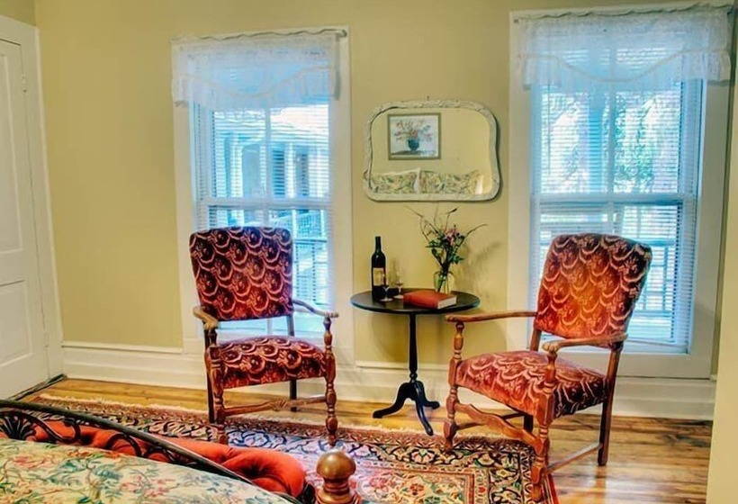 فندق The York House Inn