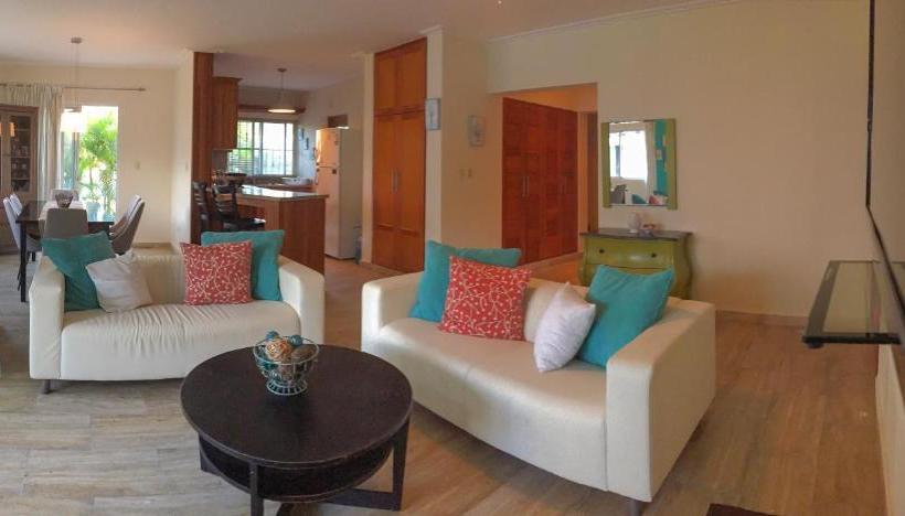 فندق Clothing Optional All Male Carribean Nude Escape