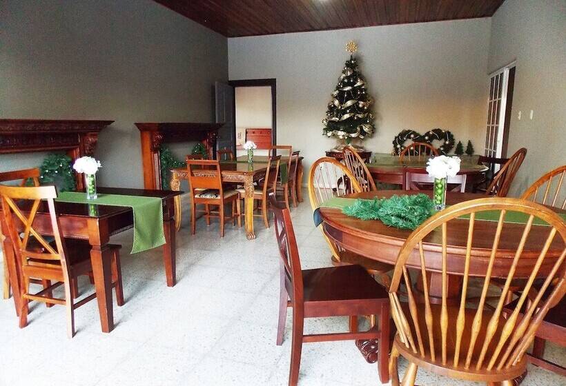 Timeless Hotel Boutique