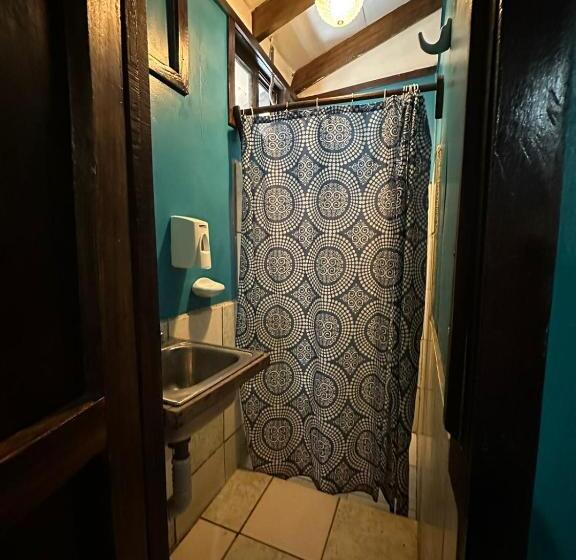 هاستل Playa Negra Brewing Beachfront