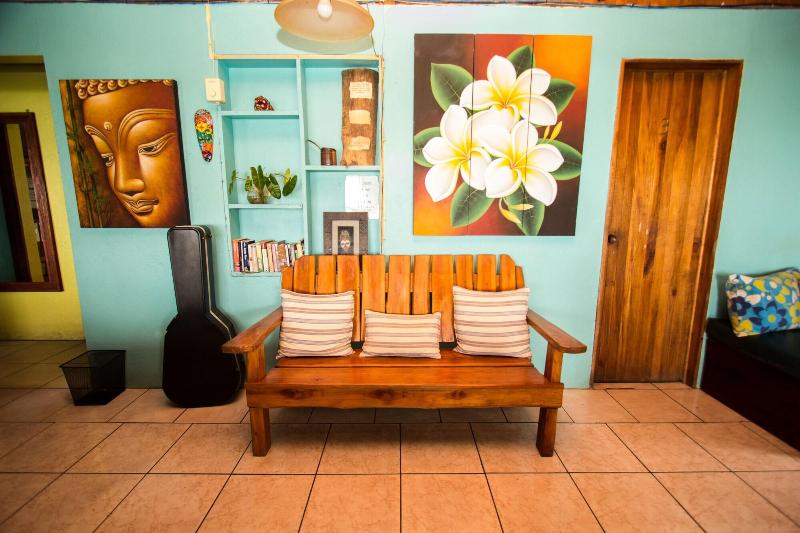 هاستل Pura Natura Lodge Manuel Antonio