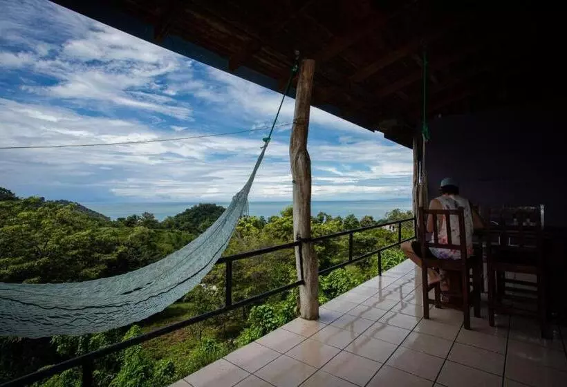 ユースホステル Pura Natura Lodge Manuel Antonio
