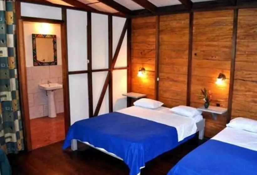 Aamiaismajoitus (B&B) El Tucan Jungle Lodge