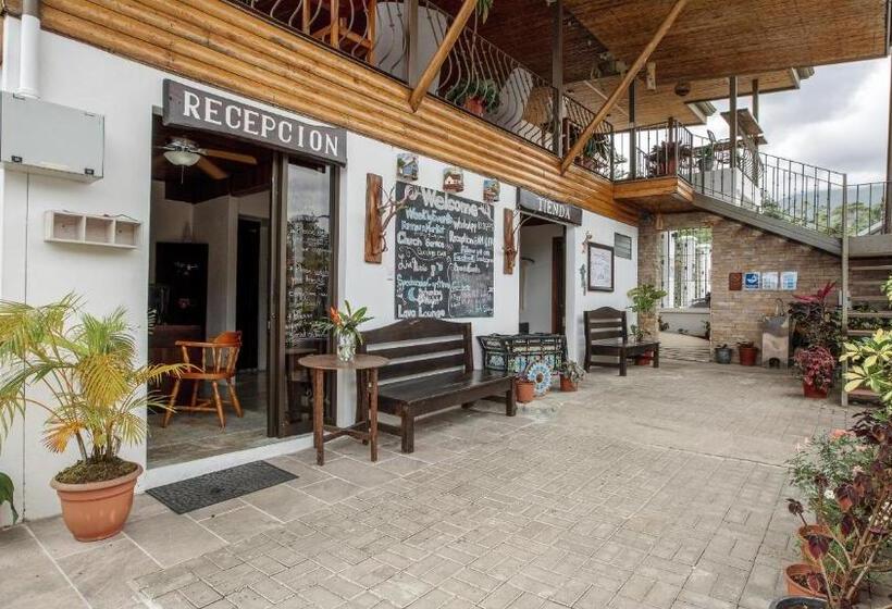 مبيت وإفطار La Fortuna Lodge By Treebu Hotels