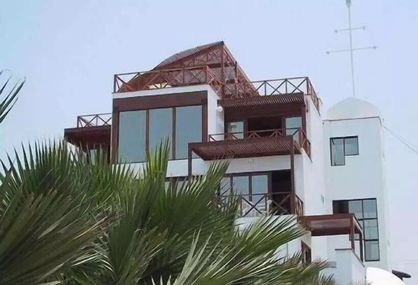簡易ホテル Casabarco Punta