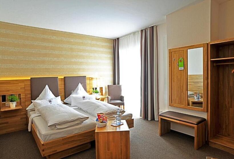 Gasthof Hotel Zum Hirschs