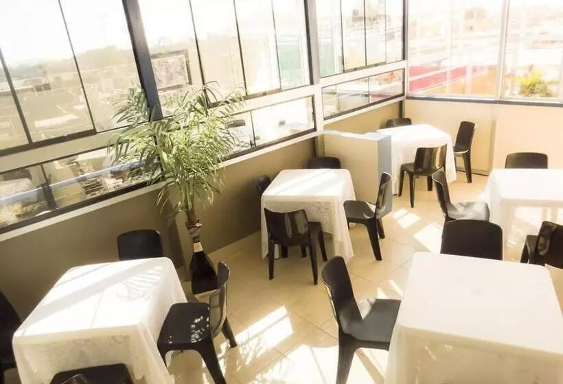 هتل Savoy Ica