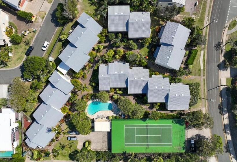 ホテル Beach Breakers Resort