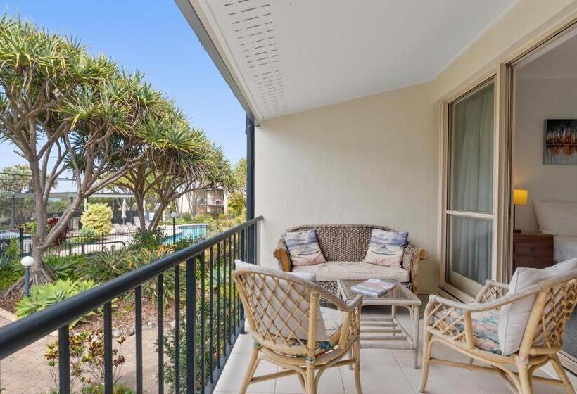 ホテル Beach Breakers Resort