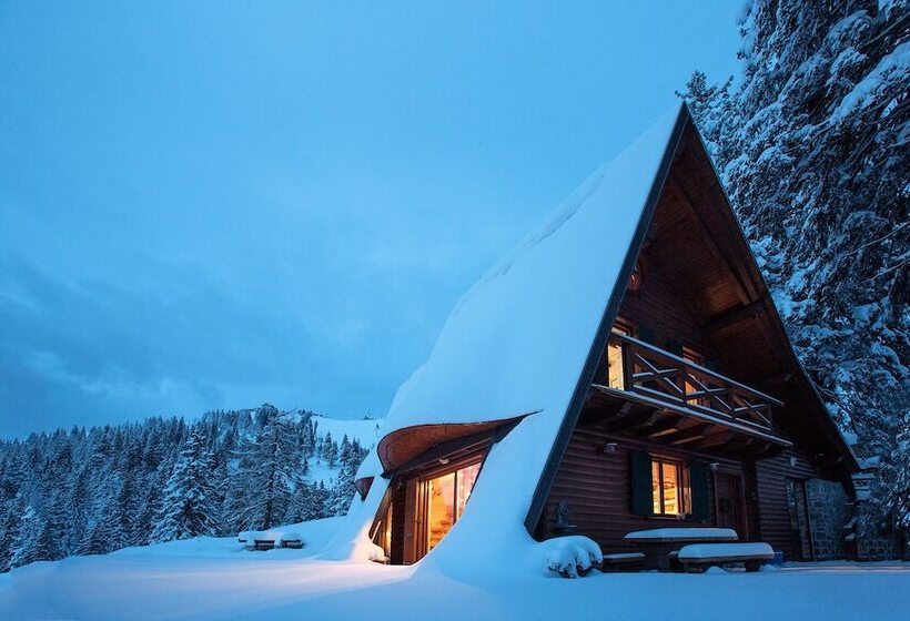 هتل Chalet Alpinka