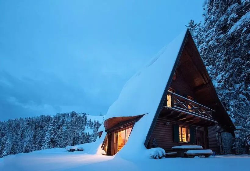 هتل Chalet Alpinka