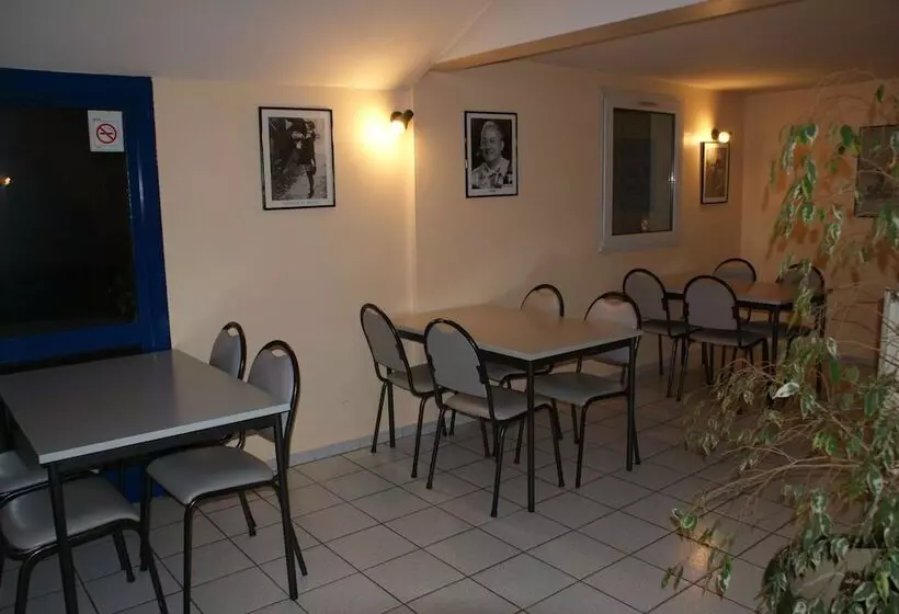 ホテル Dor Hôtel
