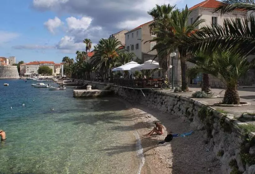 ホテル Double Room Korcula 4356c