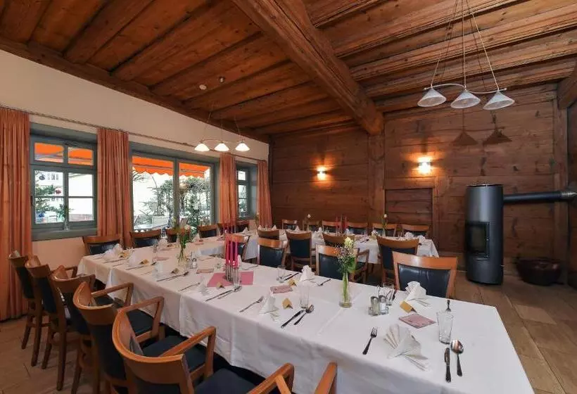 Hotelli Gasthaus Zur Noll