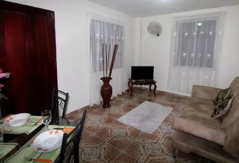 هتل La Fortuna Rooms