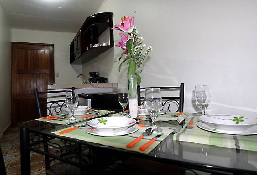 Hotel La Fortuna Rooms