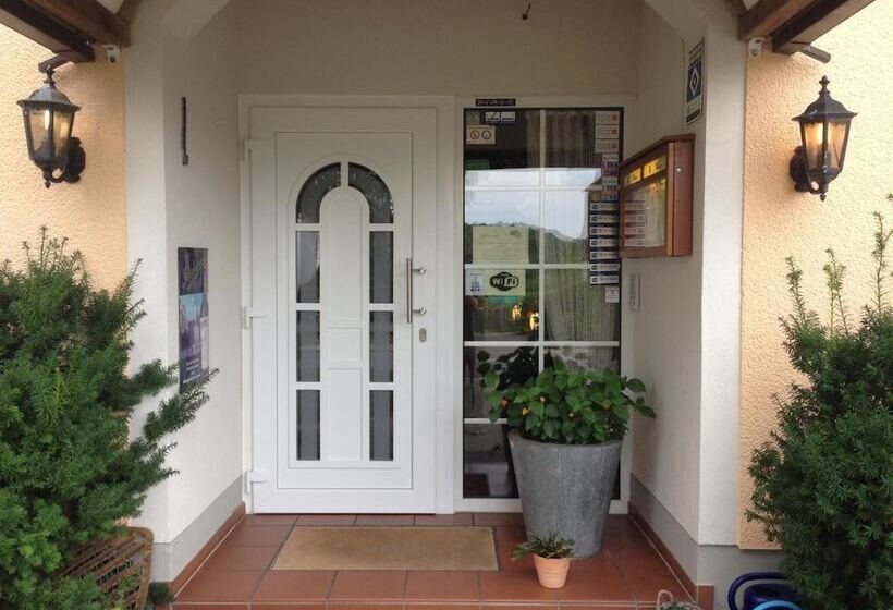 בית מלון כפרי Landhaus Brunnenhof