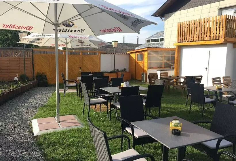ホテル Landhaus Brunnenhof