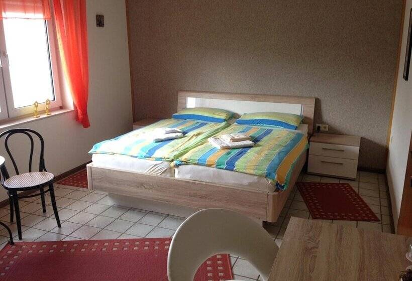 בית מלון כפרי Landhaus Brunnenhof