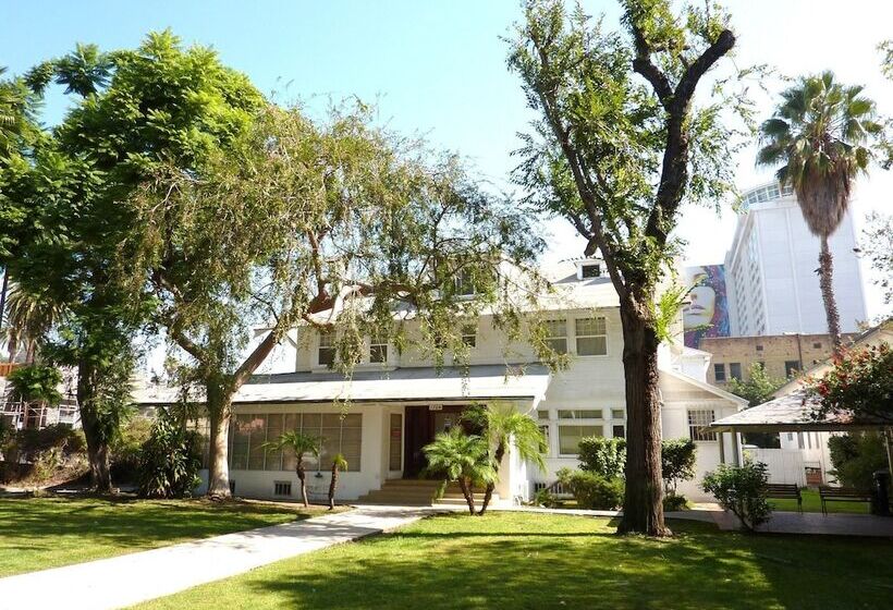 فندق Orange Drive Hostel