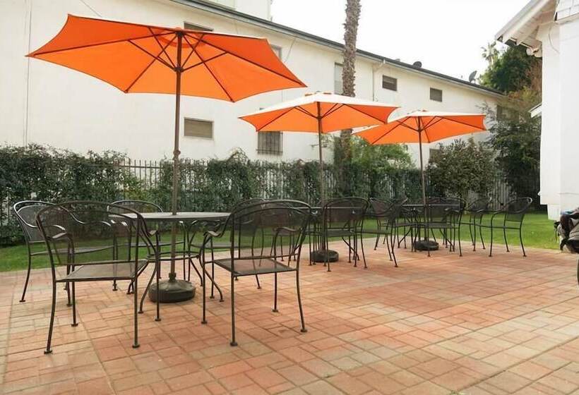 فندق Orange Drive Hostel