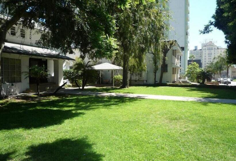 فندق Orange Drive Hostel