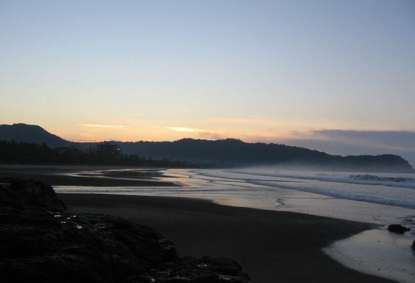 هتل Pochote Grande