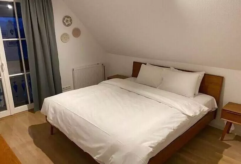 Hotelli Pop Up Stuub Feldberg