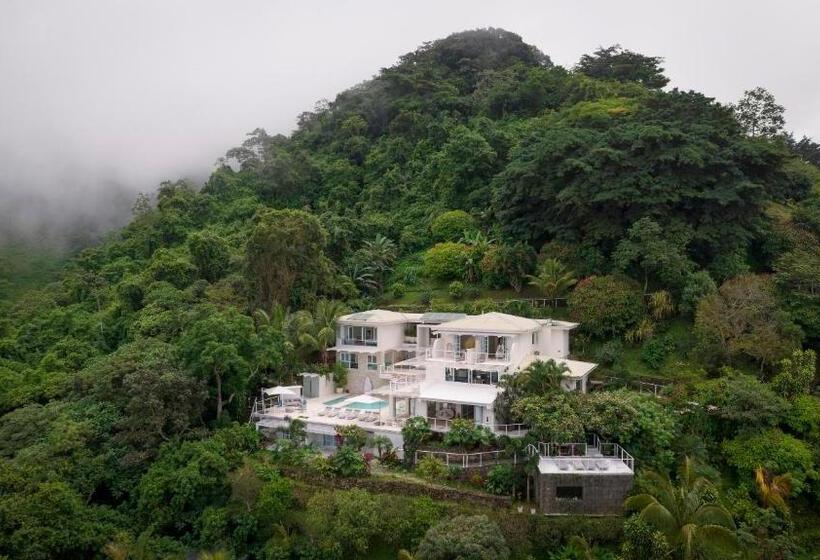 ホテル The Retreat Costa Rica   Wellness Resort & Spa