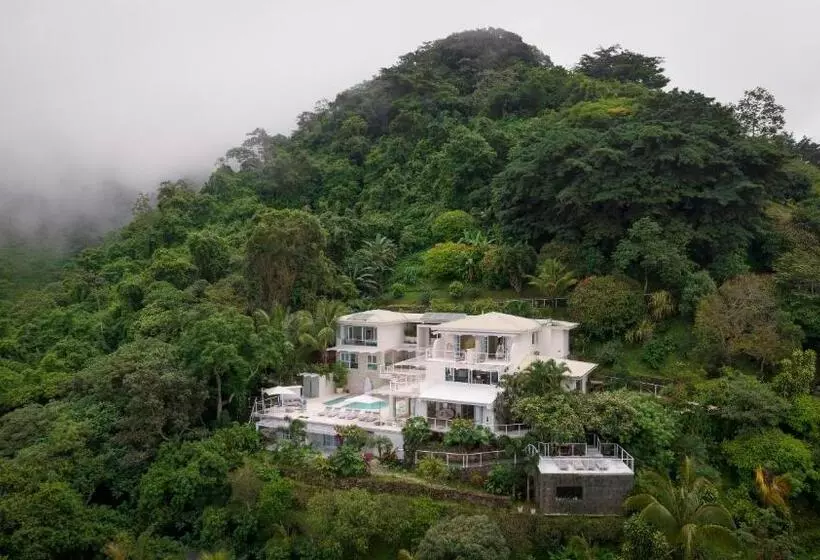 ホテル The Retreat Costa Rica   Wellness Resort & Spa