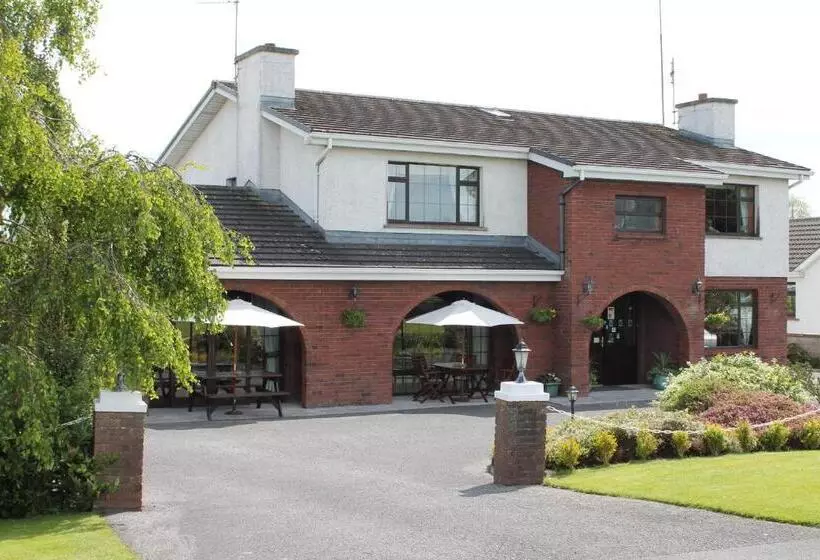 Aamiaismajoitus (B&B) Riverview House