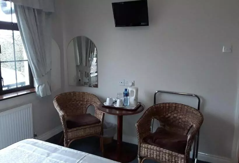 Aamiaismajoitus (B&B) Riverview House
