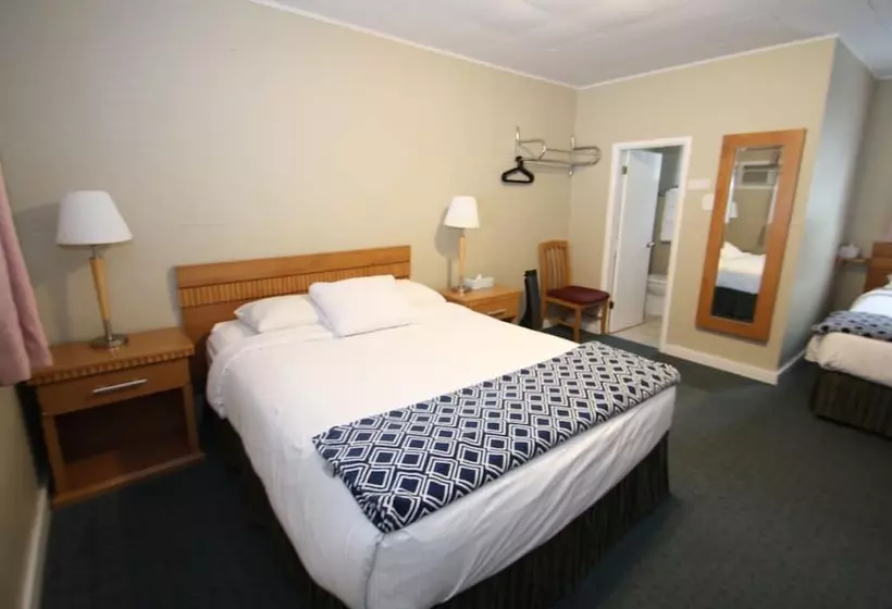 Harrison Spa Motel