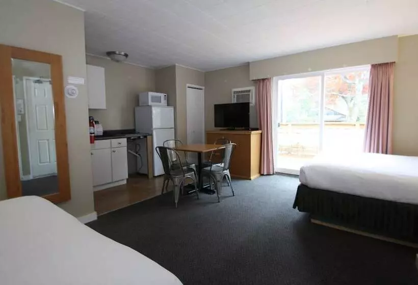 Harrison Spa Motel