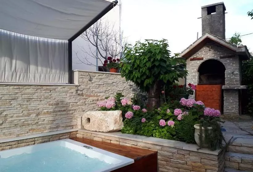 ホテル Apartments Vukovic