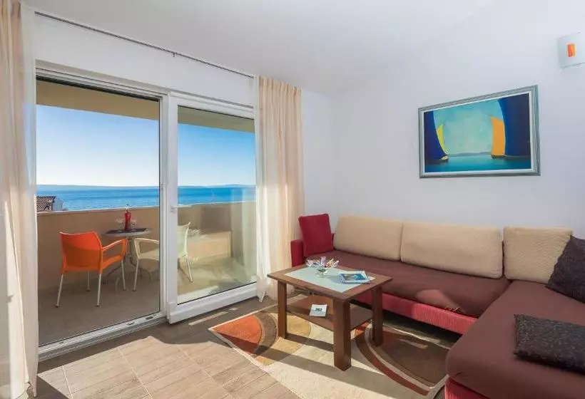 ホテル Apartments Vukovic