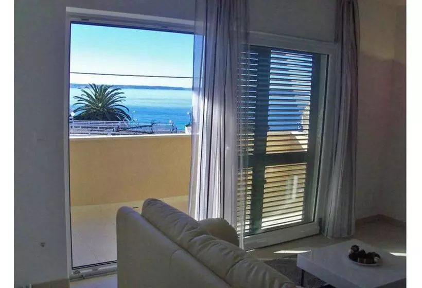 ホテル Apartments Vukovic