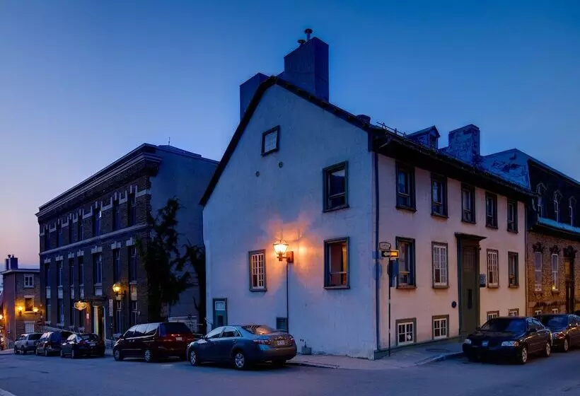 Hotelli Auberge Internationale De Quebec Hi Canada