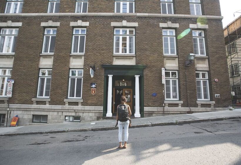 ホテル Auberge Internationale De Quebec   Hi Canada