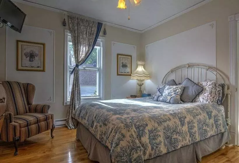 ホテル Auberge Marquis De Montcalm
