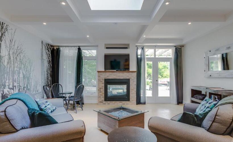 Отель Auberge Nuits St Georges