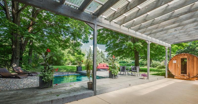 Отель Auberge Nuits St Georges