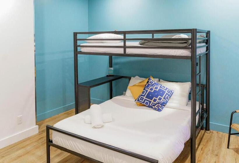 فندق Auberge Saintlo Montréal Hostel
