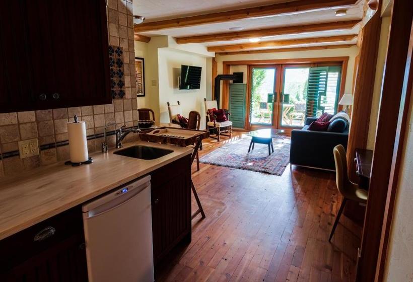 Hotel Bench d'Or Naramata