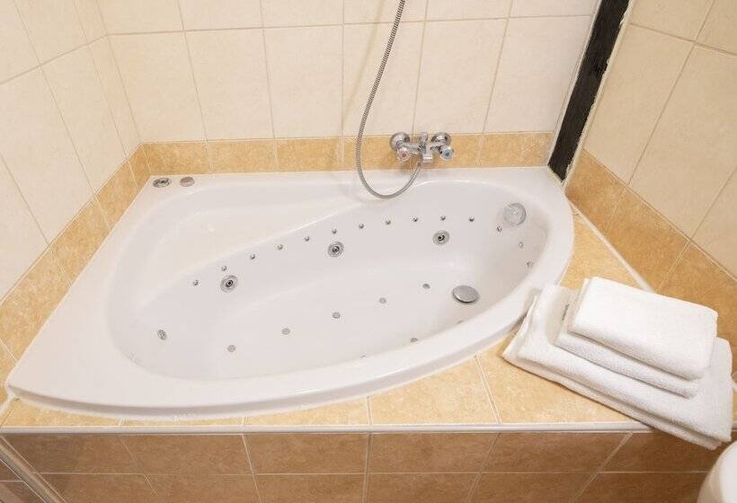 Отель Buitengoed De Panoven